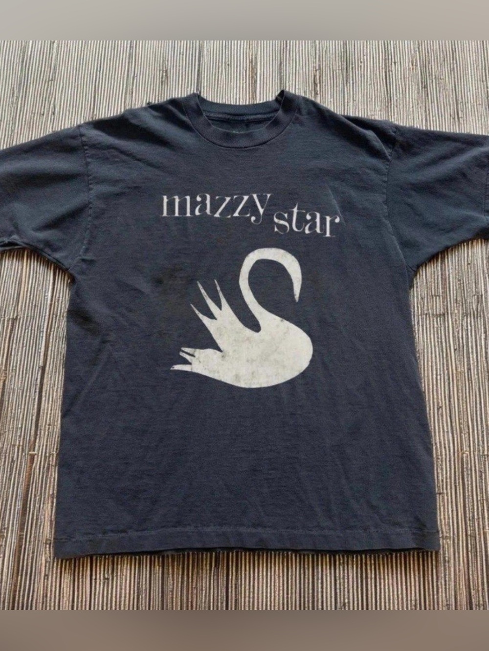 Gildan Black Swan 'mazzy star' Graphic T-Shirt, Retro Style